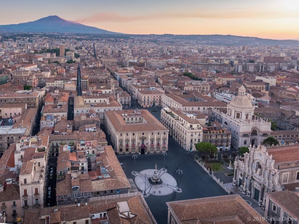 Апартаменты Dimora Delle Sciare - Centro Storico Катания Экстерьер фото